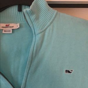 Blue vineyard vines sweater